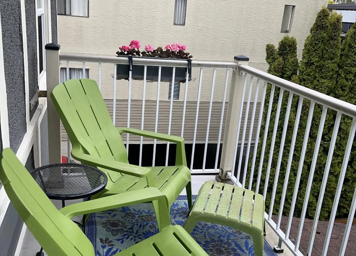 Fisher House Victoria Bed And Breakfast Bed & Breakfast