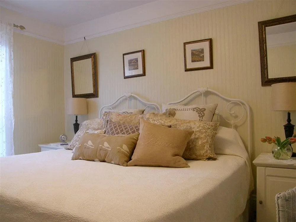 Fisher House Victoria Bed And Breakfast Nocleg ze śniadaniem